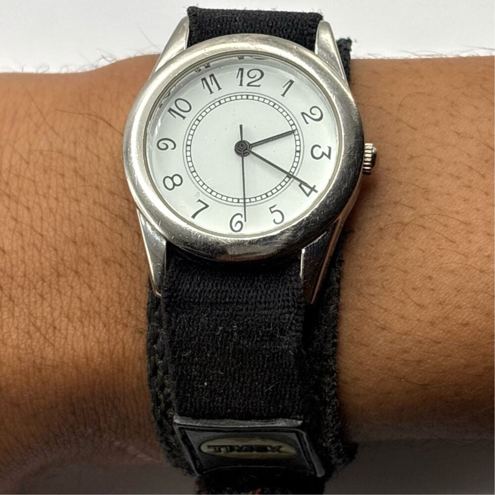 Black & Silver Retro Watch